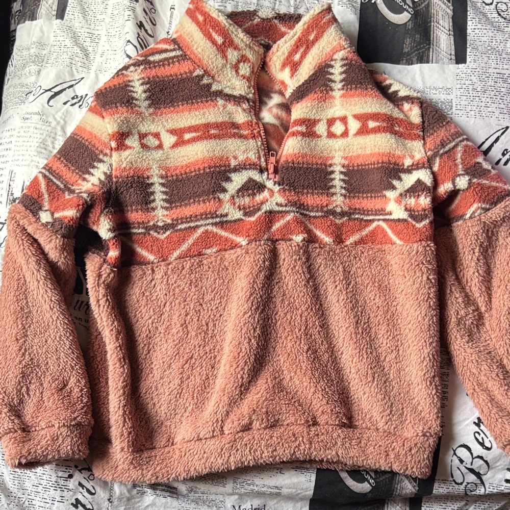 Aztec Patterned Fleece Pullover